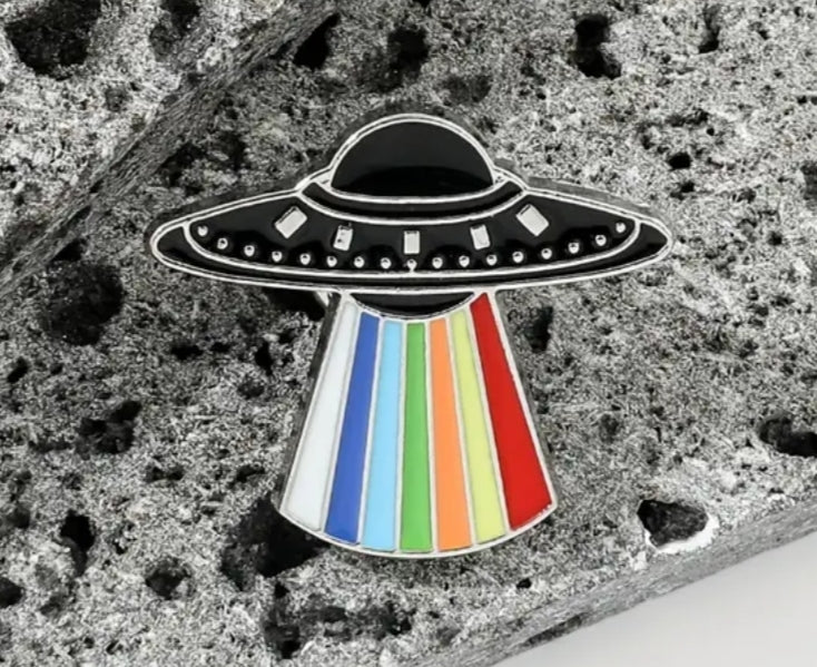ALIEN - UFO with rainbows - Enamel Pin